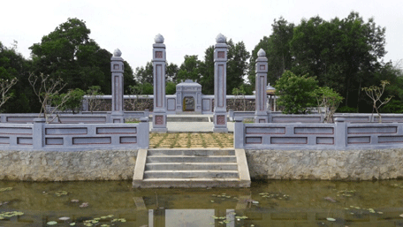 Lăng mộ chúa Nguyễn Hoàng