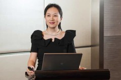 Bà Mạnh Vãn Châu, Phó chủ tịch Hội đồng quản trị kiêm Giám đốc Tài chính của Tập đoàn Huawei. Bà Mạnh cũng là con gái của người sáng lập Huawei Nhập Chính Phi (Ảnh từ trang web của Huawei)